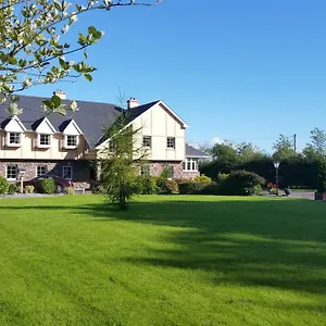 https://cloghan-lodge.hotel-killarney.com